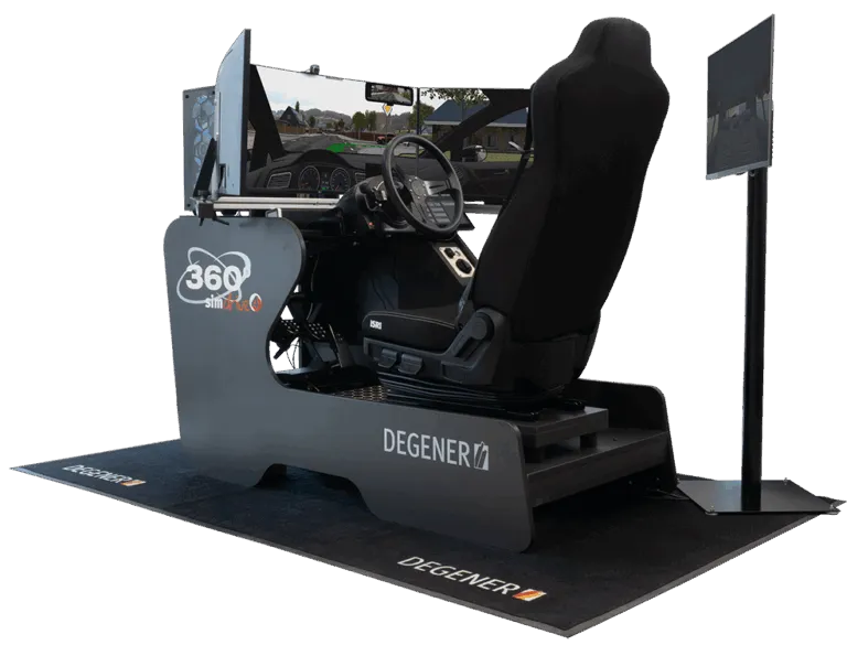 Marcus Müller UG – Fahrschule – ein DEGENER 360° Simdrive, ein professioneller Fahrsimulator, der vor allem für die Ausbildung in Fahrschulen eingesetzt wird.